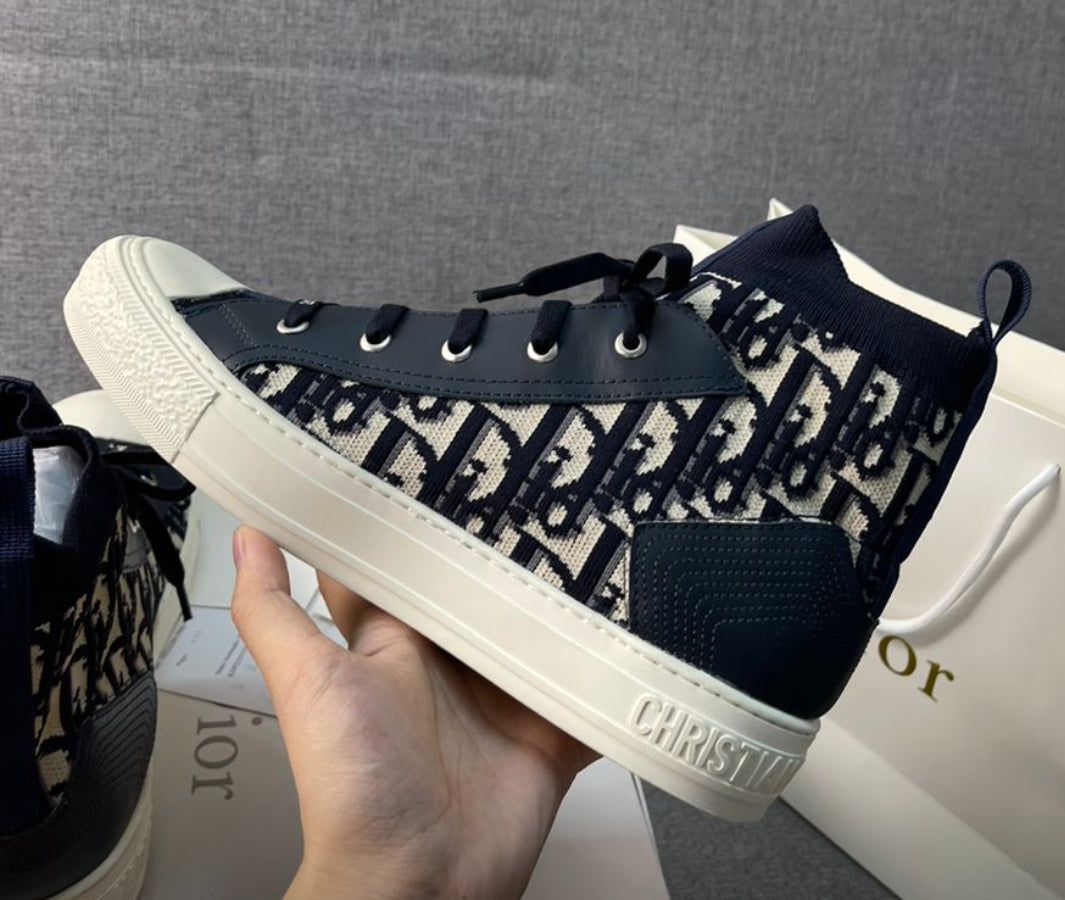 Preloved Dior Walk'n'Dior Sneaker